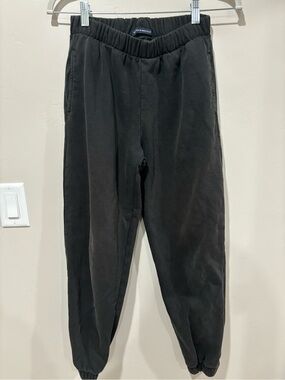 Brandy Melville Black Elastic-Waist Jogger Pants